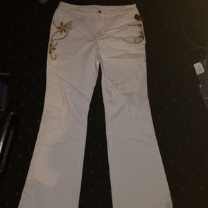 DG2 White Embroidered Jeans 12 NWT